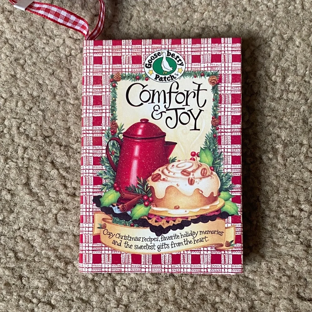 Festive Christmas Party Favor Bags - Red, Green, Pink Ornaments